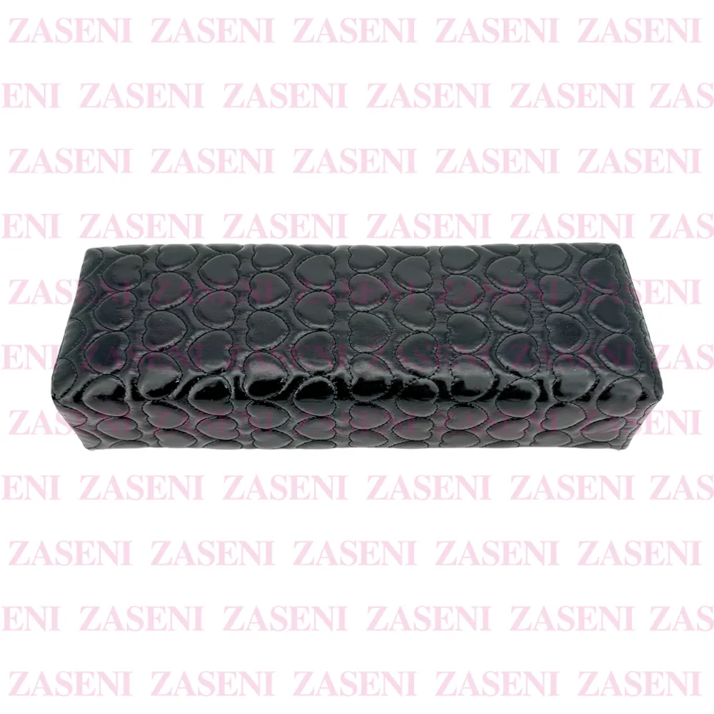 ALMOHADA MANICURA CORAZONES NEGRA