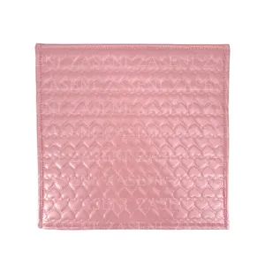 MANTEL ESTÉTICA ACOLCHADO CORAZONES CUADRADO ROSA
