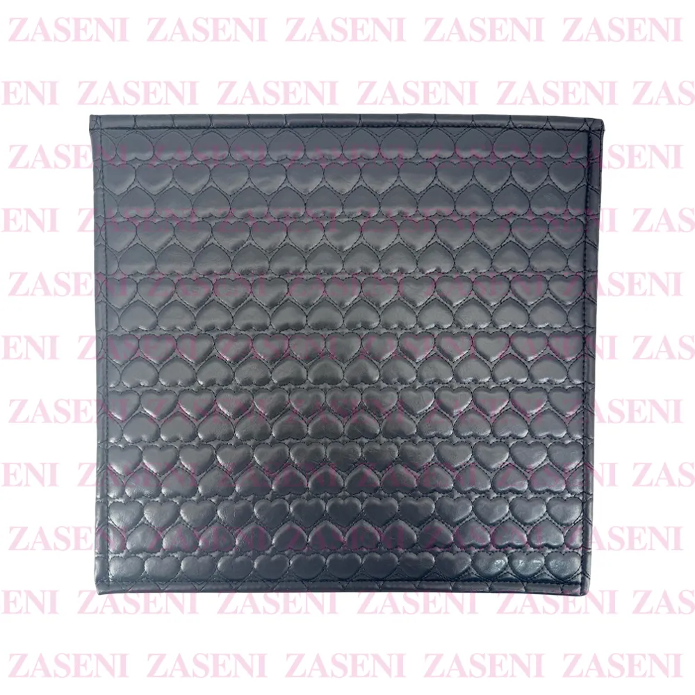 MANTEL ESTÉTICA ACOLCHADO CORAZONES CUADRADO NEGRO