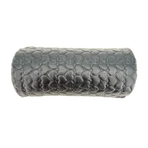 ALMOHADA MANICURA CORAZONES REDONDA NEGRA